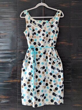 Simone sleeveless shift dress with pockets - Made in Canada!